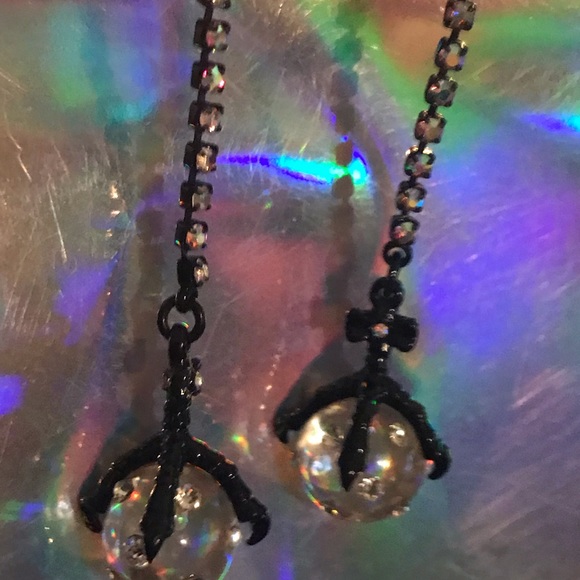 Long dragon claw crystal ball earrings Betsey Johnson game of throne d&d vintage - Picture 4 of 5